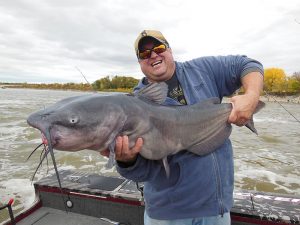 client of red River catfishing guide blackwater cats with monster channel catfish 