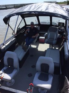 Kingfisher Falcon 2025 catfish boat